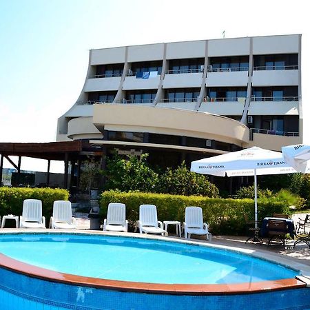 Akropoli Hotel Kryemëdhej Extérieur photo