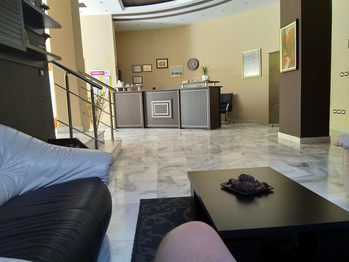 Akropoli Hotel Kryemëdhej Extérieur photo