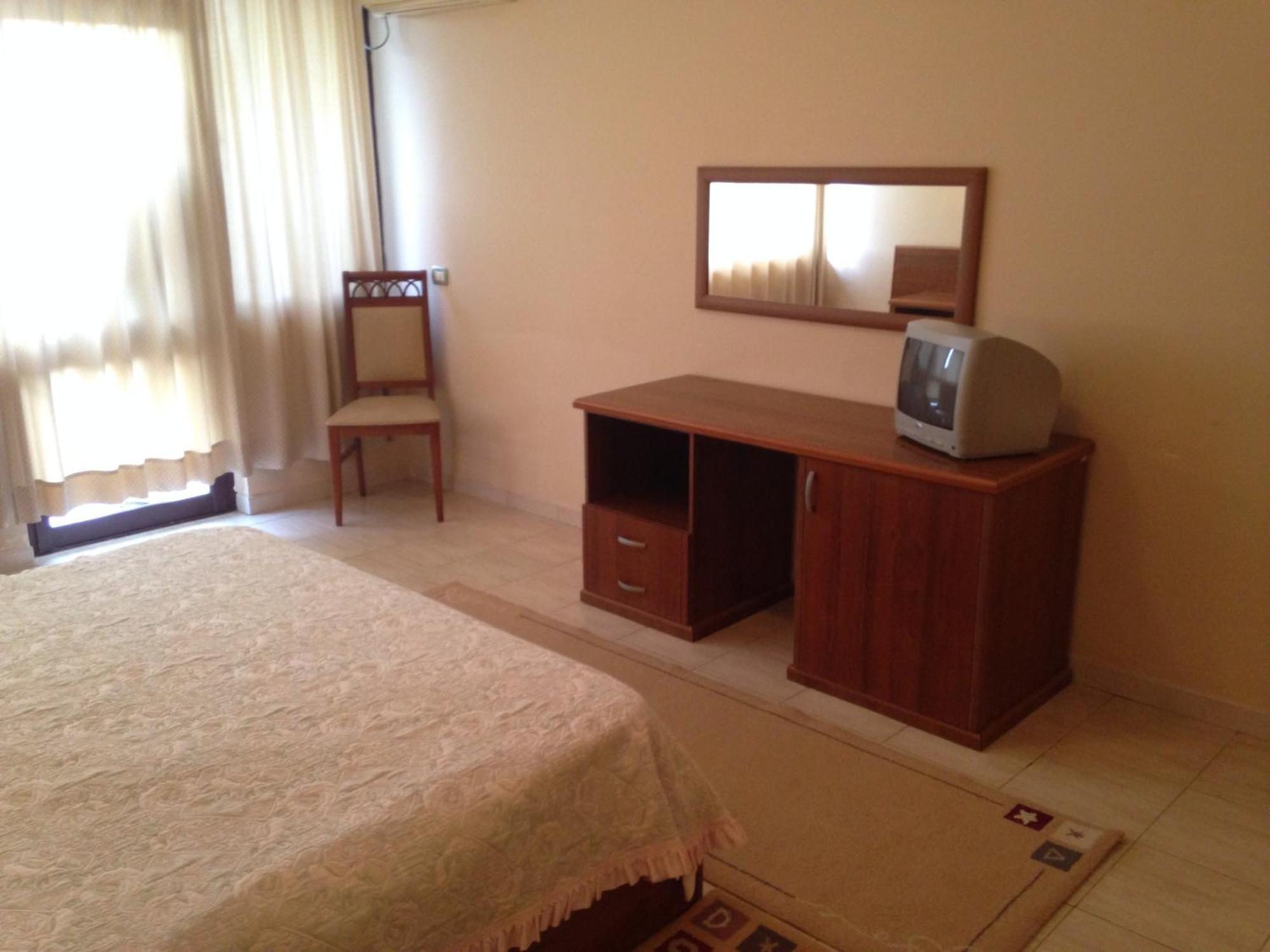 Akropoli Hotel Kryemëdhej Chambre photo