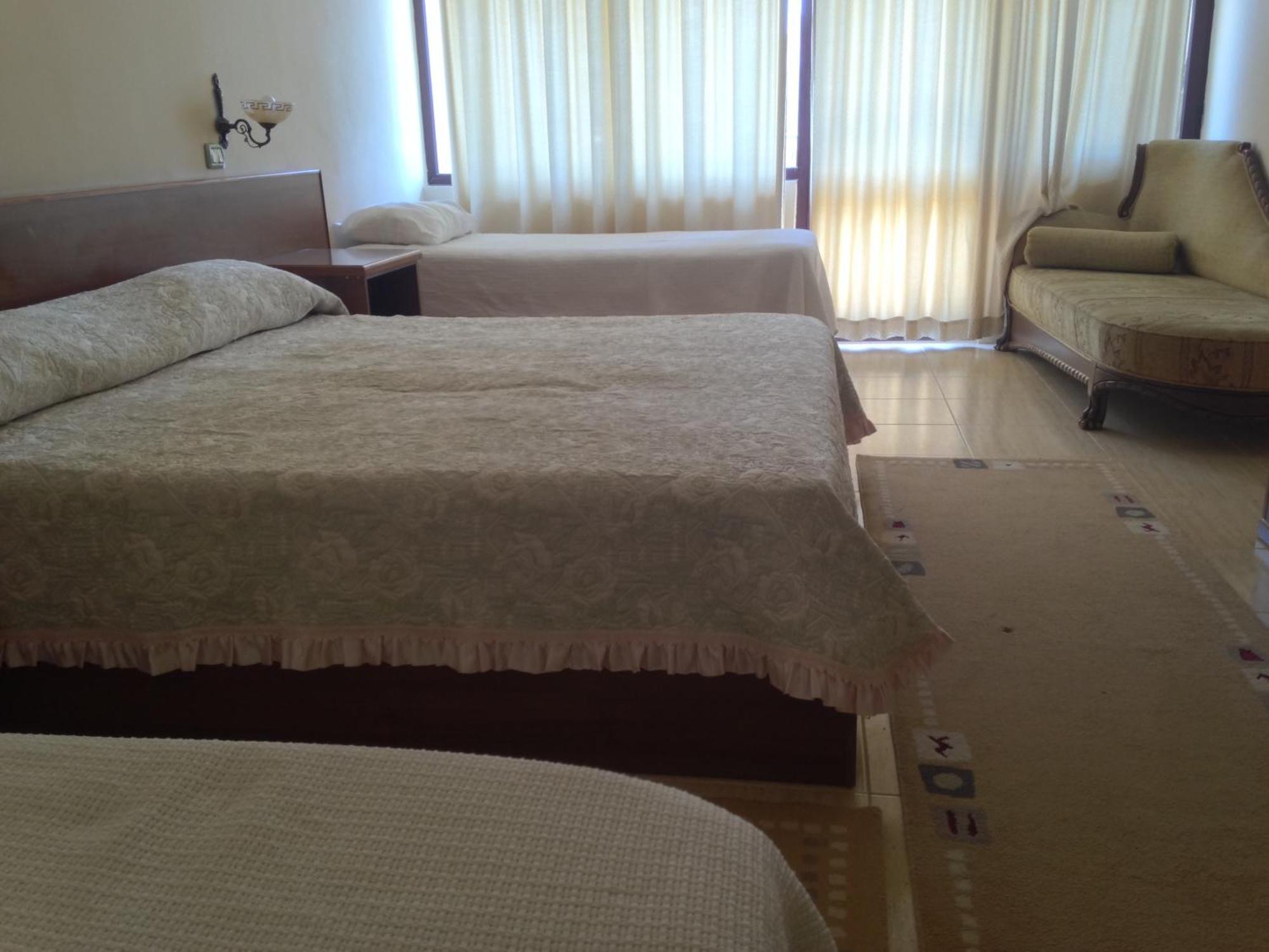 Akropoli Hotel Kryemëdhej Chambre photo